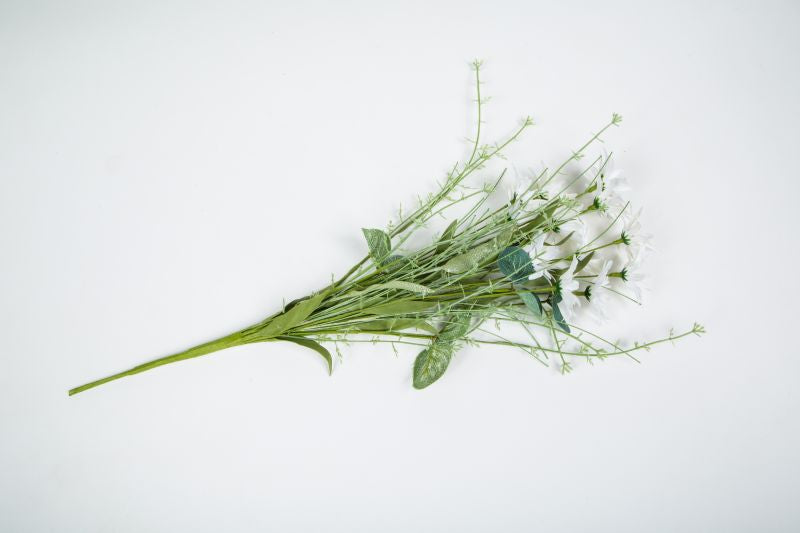 20" Cream Daisy Spray W/Mixed Greens