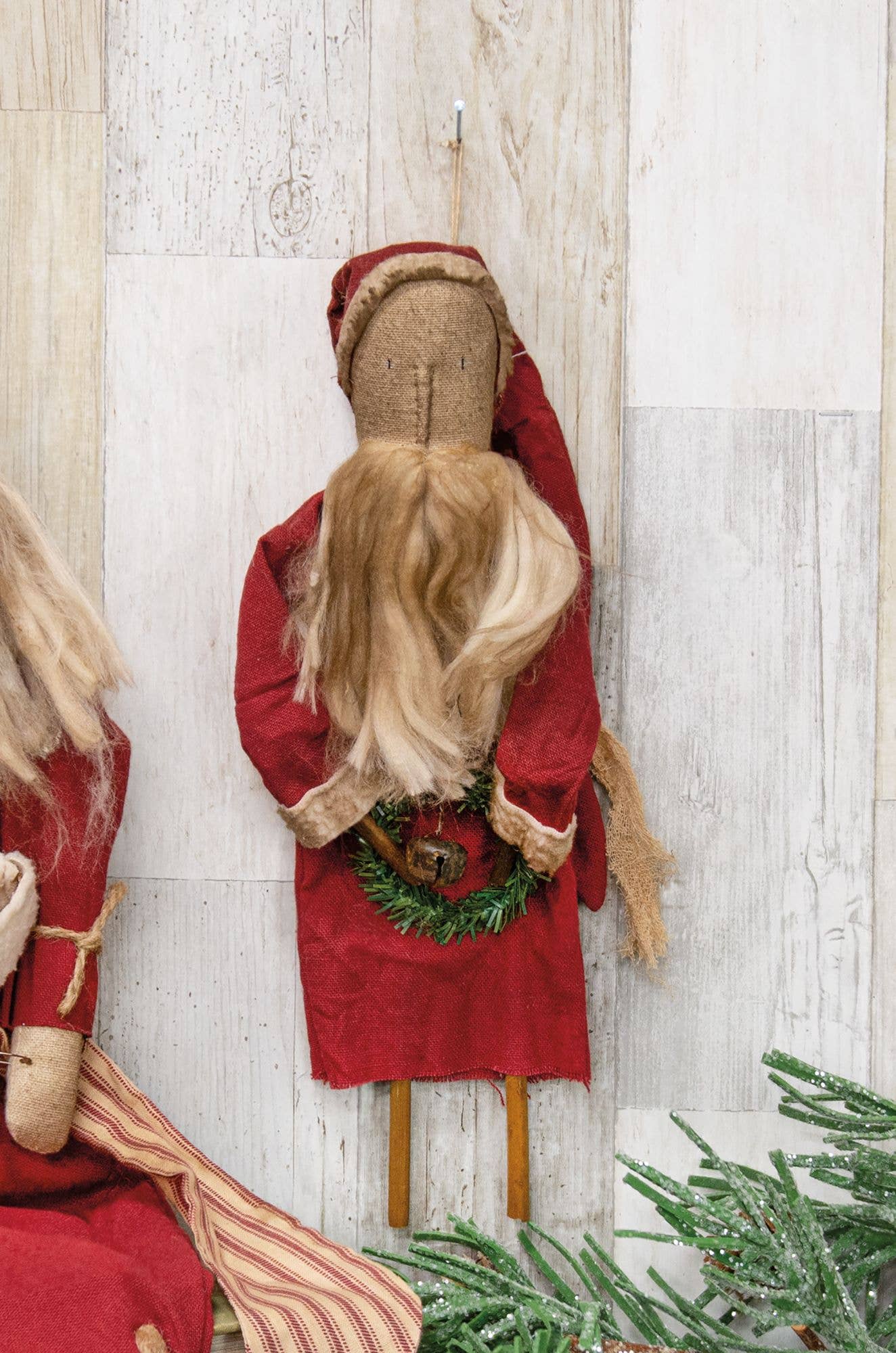 Hanging Primitive Santa With Wreath