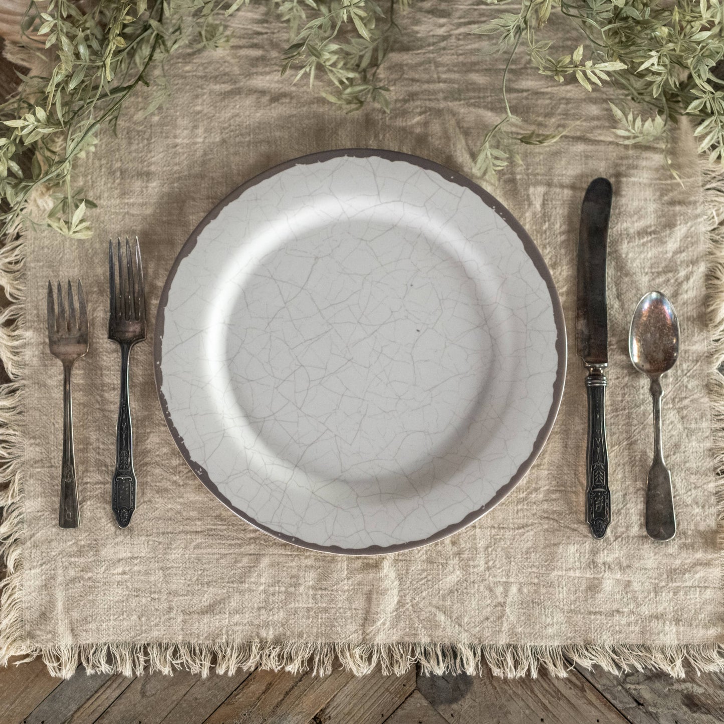 10" Cream Crackle Plate